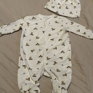 Ralph Lauren sleep and play with hat size NB